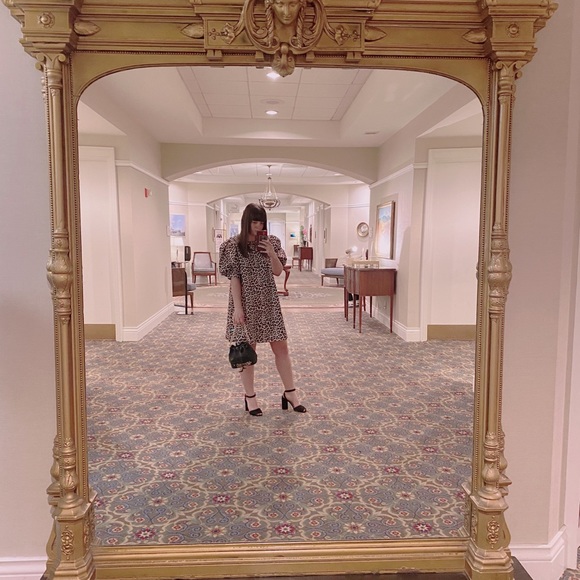 ✨Welcome to my Closet✨ - Picture 5 of 16